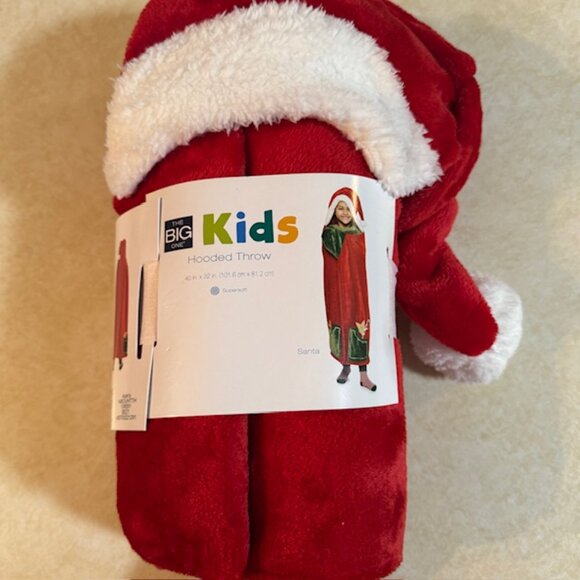 NWT Kids Santa Hooded Throw Blanket - Picture 3 of 4